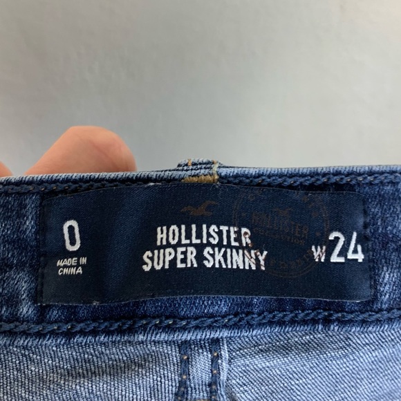Hollister Super Skinny Distressed Raw Hem Jeans 0 - Picture 7 of 8